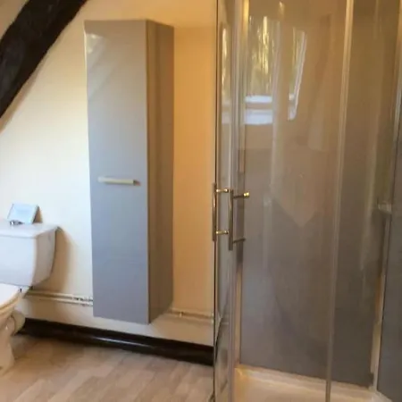 بيت للعطل Les Roses, Avec Piscine, Tennis Et Privatif