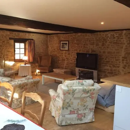 Les Roses, Avec Piscine, Tennis Et Privatif Guerquesalles