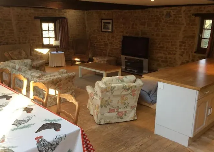 Les Roses, Avec Piscine, Tennis Et Privatif