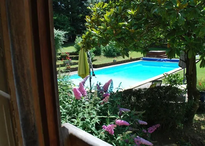 Les Roses, Avec Piscine, Tennis Et Privatif Prázdninový dům